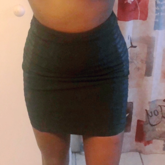 DOTS black high waisted pencil skirt - Picture 2 of 4